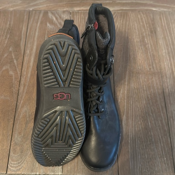 UGG Leather Trim Combat Boots - Picture 6 of 6